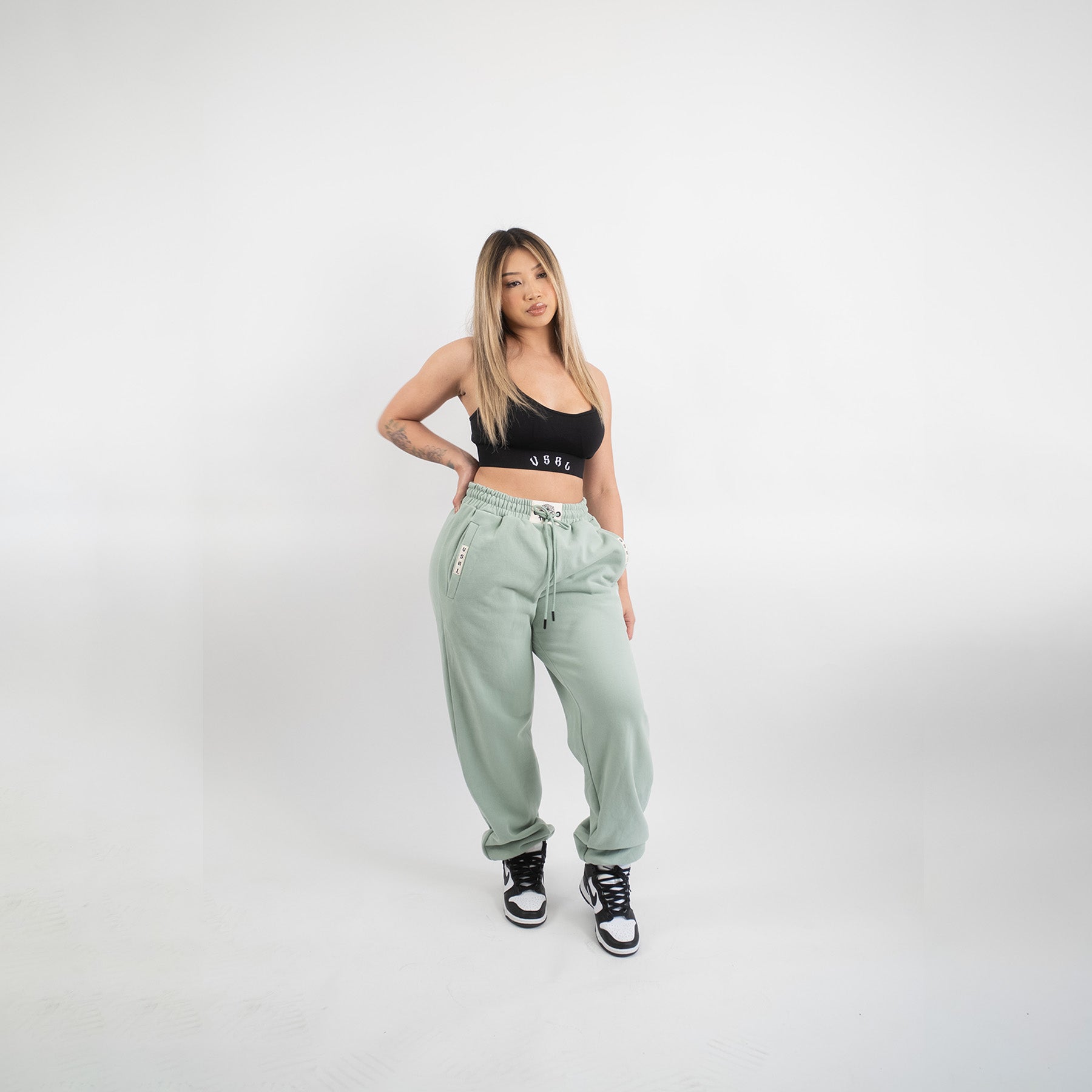 X Denim Tears Struggle Sweatpants Black | The Webster