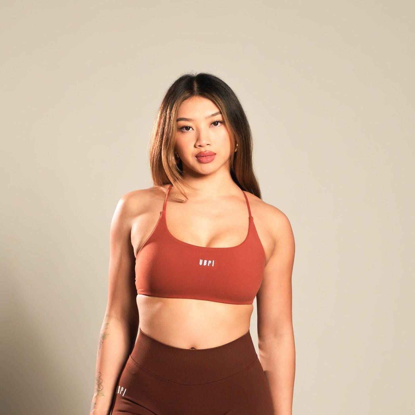VSRL Curved Crossback Sports Bra (Coffee Red)