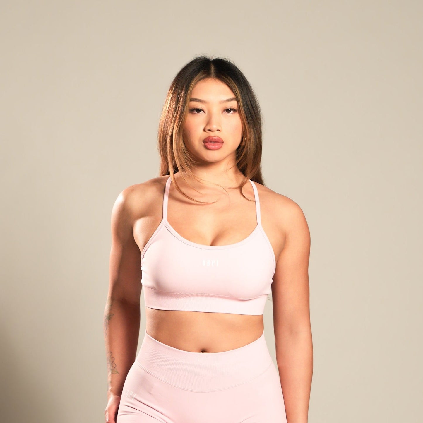 VSRL Crossback Sports Bra (Pink)