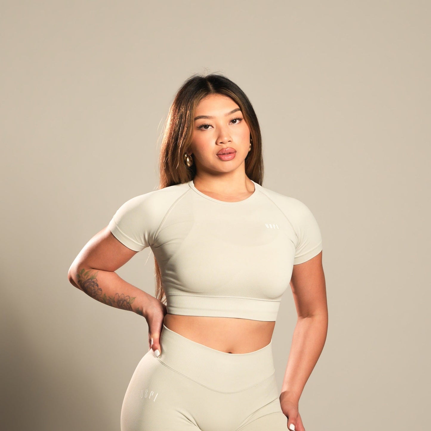 VSRL Active Cropped Short Sleeve T (Beige)